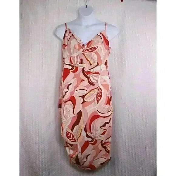 Forever 21+ Size OX Pink leaf print strappy side shirred midi dress - Picture 1 of 16